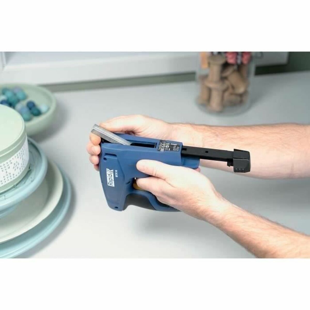 V5HDE03985F184F3670AF377ED163BE4F6ER5783142P6