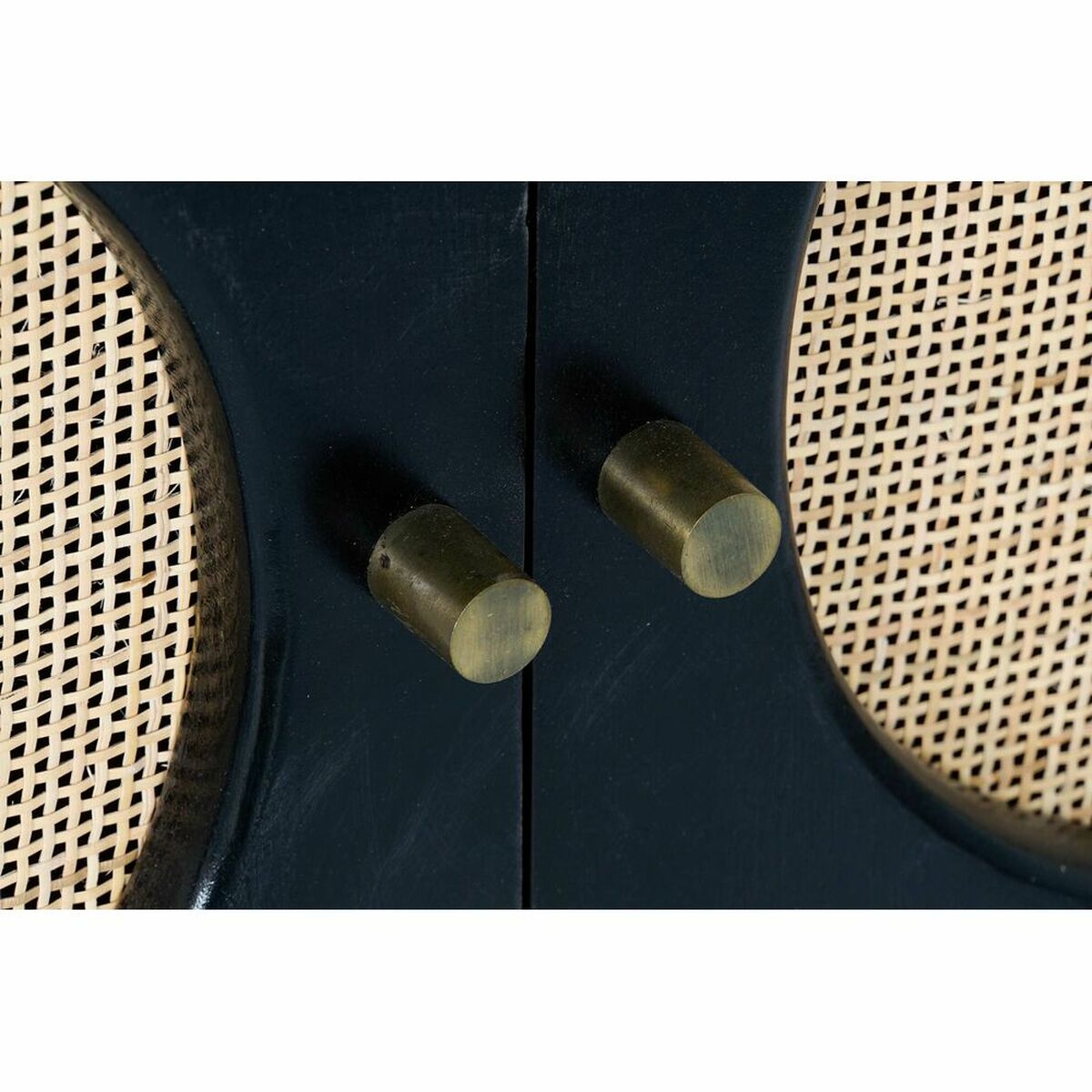 V16HB3CC6AC3442D6D4D323A8E8EC23CDB3AR6581664P5