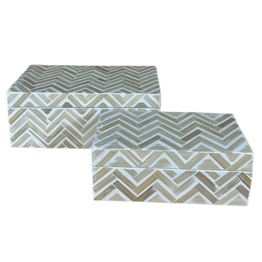 V5H55C370E3E4C19FC03F549B7B782C4101R7197776P1