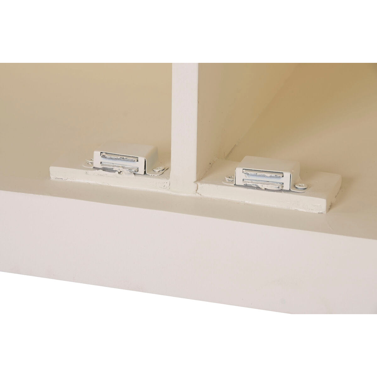 V3H791BFE4886E47823FEDADC921A1043D6R7585810P3