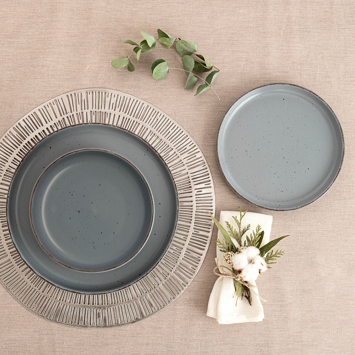 V5HDD1CC403D278ECCD7C7FF614BDD0FF7ER6281543P3